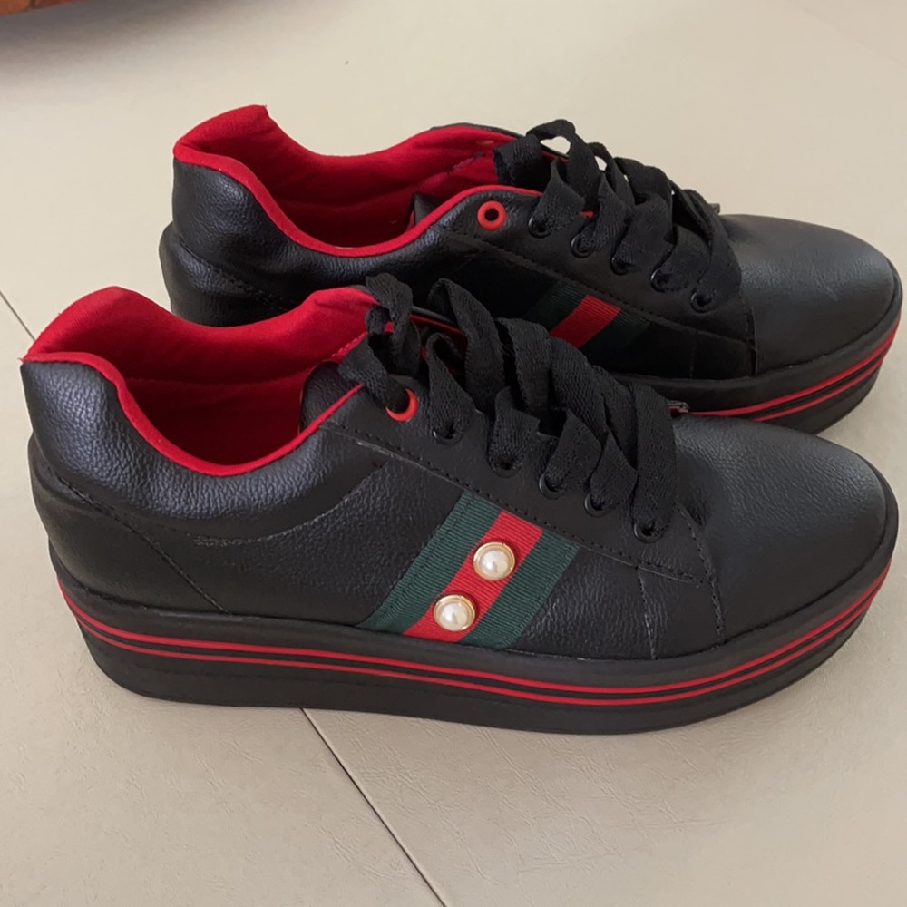 Shoes - Picture 5 of 5